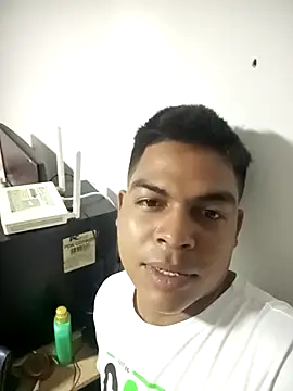 sex atrevid online show from December 19, 2025, 2:48 am