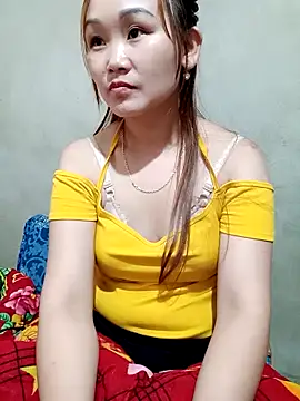 Snapshot of yula-bi chatting on May 9, 2026, 2:59 am yula-bi online show from May 9, 2026, 2:59 am