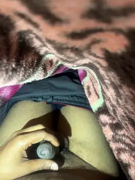 Snapshot of Horny__daddy0 chatting on December 23, 2025, 5:07 am Horny daddy0 online show from December 23, 2025, 5:07 am