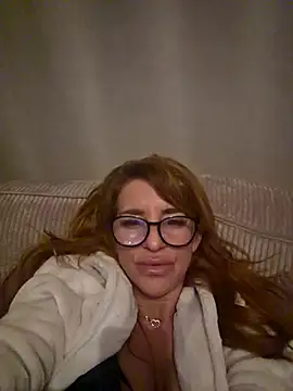Snapshot of LaLynn chatting on April 20, 2026, 1:41 am LaLynn online show from April 20, 2026, 1:41 am