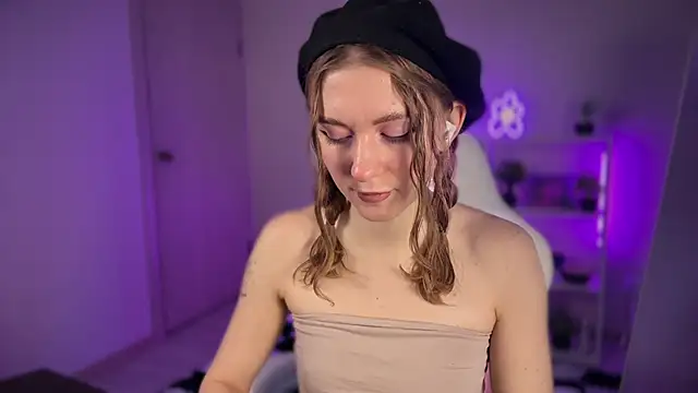 KellySunn online show from March 28, 2026, 8:04 am