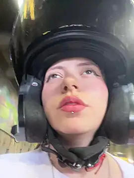 Snapshot of CamiTeaseX_ chatting on February 19, 2026, 9:23 pm CamiTeaseX online show from February 19, 2026, 9:23 pm