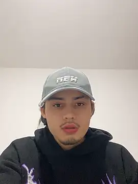 Tyron 1228 online show from December 20, 2025, 6:49 am