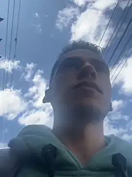 Snapshot of Deimon_hot1 chatting on December 19, 2025, 8:00 pm Deimon hot1 online show from December 19, 2025, 8:00 pm