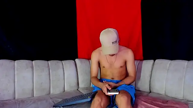 BrownieLoverss online show from February 15, 2026, 11:20 am