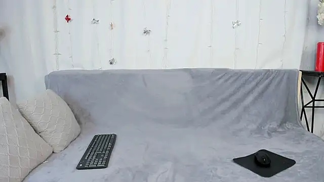 Snapshot of andyyzzz chatting on February 26, 2026, 8:09 pm andyyzzz online show from February 26, 2026, 8:09 pm