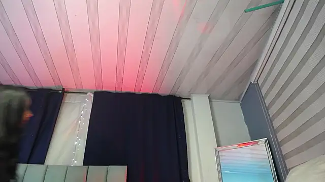 Snapshot of Emilyy05_ chatting on January 7, 2026, 3:11 am Emilyy05 online show from January 7, 2026, 3:11 am