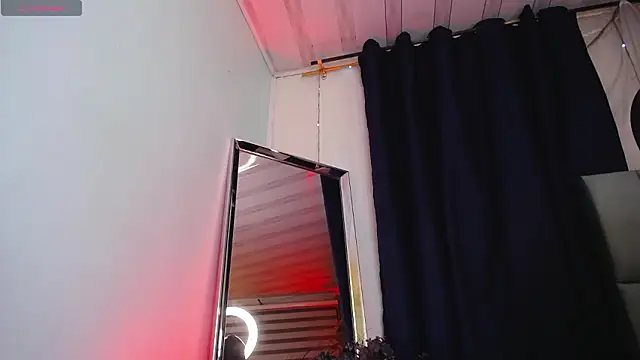 Emilyy05  online show from March 25, 2026, 1:28 am