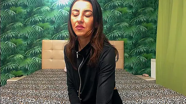 Stella John online show from January 28, 2025, 5:43 am