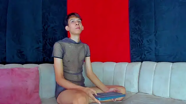 Snapshot of Pleasure_boys_hot chatting on January 16, 2026, 7:40 pm Pleasure boys hot online show from January 16, 2026, 7:40 pm