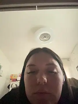 Snapshot of lillymalefica chatting on December 20, 2025, 7:55 am lillymalefica online show from December 20, 2025, 7:55 am