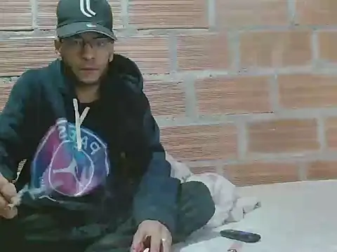 Snapshot of Alphamaster_92 chatting on January 16, 2026, 12:20 pm Alphamaster 92 online show from January 16, 2026, 12:20 pm