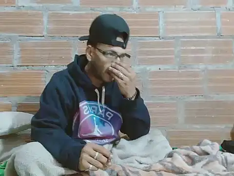 Snapshot of Alphamaster_92 chatting on February 4, 2026, 11:38 am Alphamaster 92 online show from February 4, 2026, 11:38 am