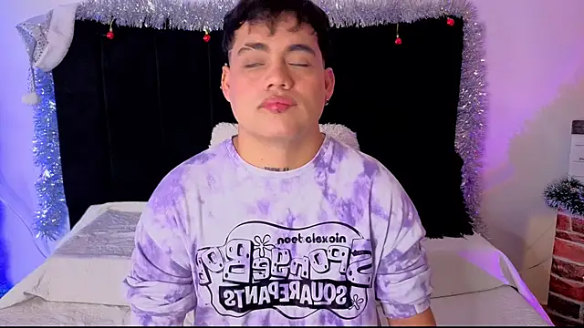 Snapshot of _Sam25_ chatting on January 6, 2026, 12:14 am Sam25 online show from January 6, 2026, 12:14 am