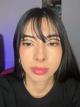 junorise23 online show from March 23, 2026, 5:29 am