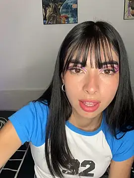 junorise23 online show from March 10, 2026, 4:27 am