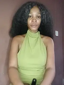 Snapshot of DesiredQueen27 chatting on May 15, 2026, 2:48 pm DesiredQueen27 online show from May 15, 2026, 2:48 pm