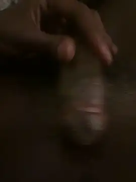 Snapshot of lownina chatting on December 20, 2025, 3:31 am lownina online show from December 20, 2025, 3:31 am