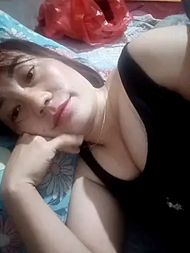 boiboi001 online show from February 12, 2026, 11:37 pm