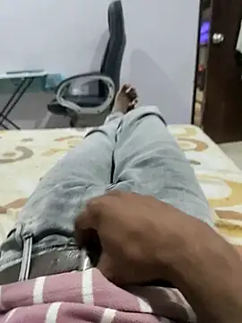 Snapshot of hydhunk26 chatting on December 20, 2025, 10:07 am hydhunk26 online show from December 20, 2025, 10:07 am