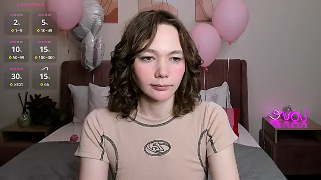 NovaEva  online show from April 7, 2026, 12:01 am