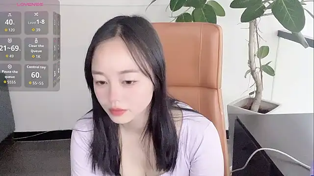 Snapshot of Yuer-77 chatting on February 12, 2026, 12:16 pm Yuer-77 online show from February 12, 2026, 12:16 pm