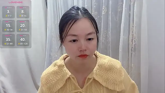 Snapshot of Yuer-77 chatting on January 12, 2026, 11:39 am Yuer-77 online show from January 12, 2026, 11:39 am