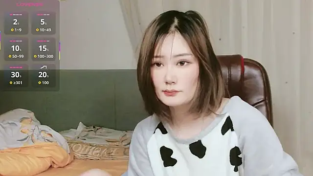 lucynan online show from February 9, 2026, 5:11 pm