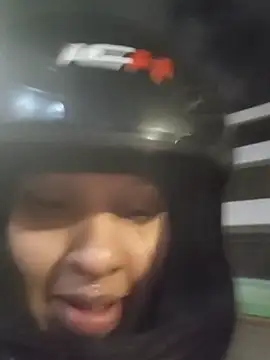 Snapshot of ashley-17 chatting on March 5, 2026, 3:36 am ashley-17 online show from March 5, 2026, 3:36 am