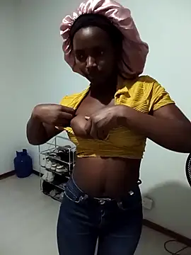 ShyNaughtyBabe online show from April 1, 2026, 2:47 pm