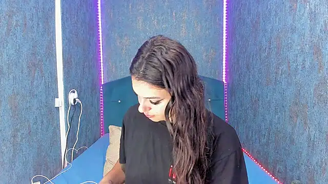 Snapshot of RedAssHottie chatting on September 12, 2025, 3:06 am RedAssHottie online show from September 12, 2025, 3:06 am