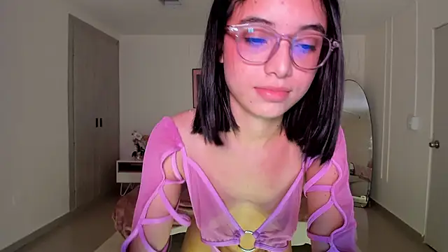 Zenith glow online show from April 1, 2026, 3:08 am