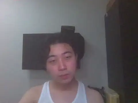 AJIJI1010 online show from March 29, 2026, 5:25 pm