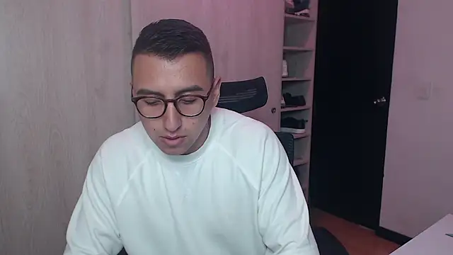 DanteVesper online show from April 29, 2026, 2:49 am