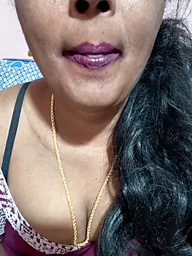 Snapshot of siri_tamiltelugu chatting on February 8, 2026, 8:17 pm siri tamiltelugu online show from February 8, 2026, 8:17 pm