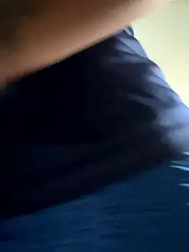 Snapshot of jujuarantes__2026 chatting on January 14, 2026, 12:53 pm jujuarantes 2026 online show from January 14, 2026, 12:53 pm