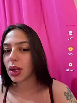 Snapshot of jujuarantes__2026 chatting on July 16, 2026, 3:09 pm jujuarantes 2026 online show from July 16, 2026, 3:09 pm