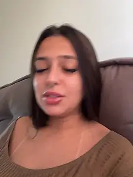 Snapshot of jujuarantes__2026 chatting on April 16, 2026, 1:34 pm jujuarantes 2026 online show from April 16, 2026, 1:34 pm