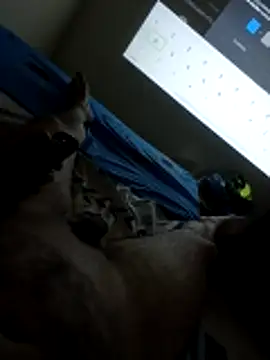 krisscol online show from December 21, 2025, 4:47 am