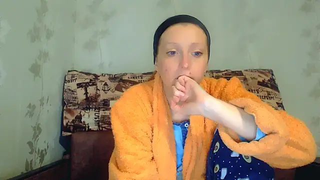 CrystallAngel online show from January 15, 2026, 5:27 pm