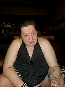 Snapshot of tigresse3 chatting on January 14, 2026, 10:24 pm tigresse3 online show from January 14, 2026, 10:24 pm