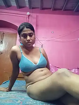 Hooghlypinkivabi online show from June 18, 2026, 2:55 pm