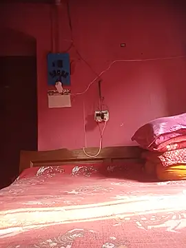 Hooghlypinkivabi online show from June 25, 2026, 2:09 am