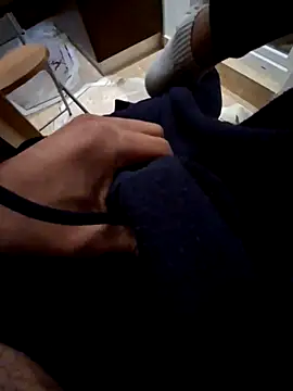 couplenwsh online show from March 19, 2026, 6:52 pm