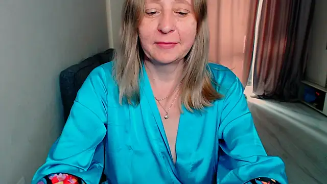 Snapshot of MiLenaMilf chatting on May 27, 2026, 5:15 am MiLenaMilf online show from May 27, 2026, 5:15 am