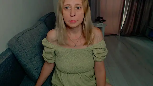 MiLenaMilf online show from July 2, 2026, 7:25 am