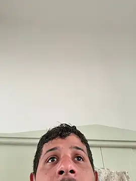 Snapshot of mouraerik123 chatting on April 10, 2026, 5:42 pm mouraerik123 online show from April 10, 2026, 5:42 pm