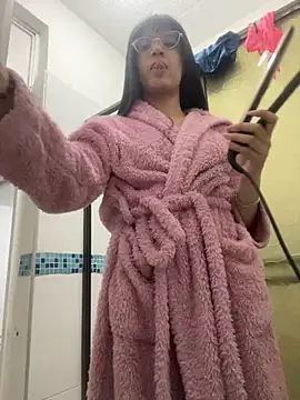 ValentinaEvanz online show from January 6, 2026, 5:50 pm