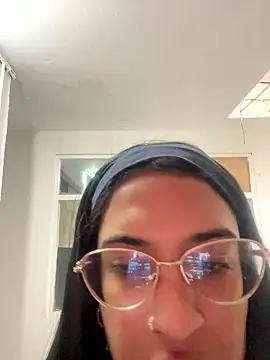 ValentinaEvanz online show from January 13, 2026, 2:54 pm