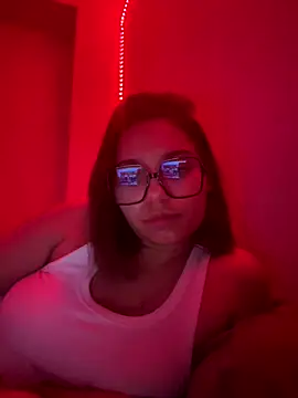 Snapshot of ellaaaaaaa69 chatting on December 21, 2025, 11:27 pm ellaaaaaaa69 online show from December 21, 2025, 11:27 pm